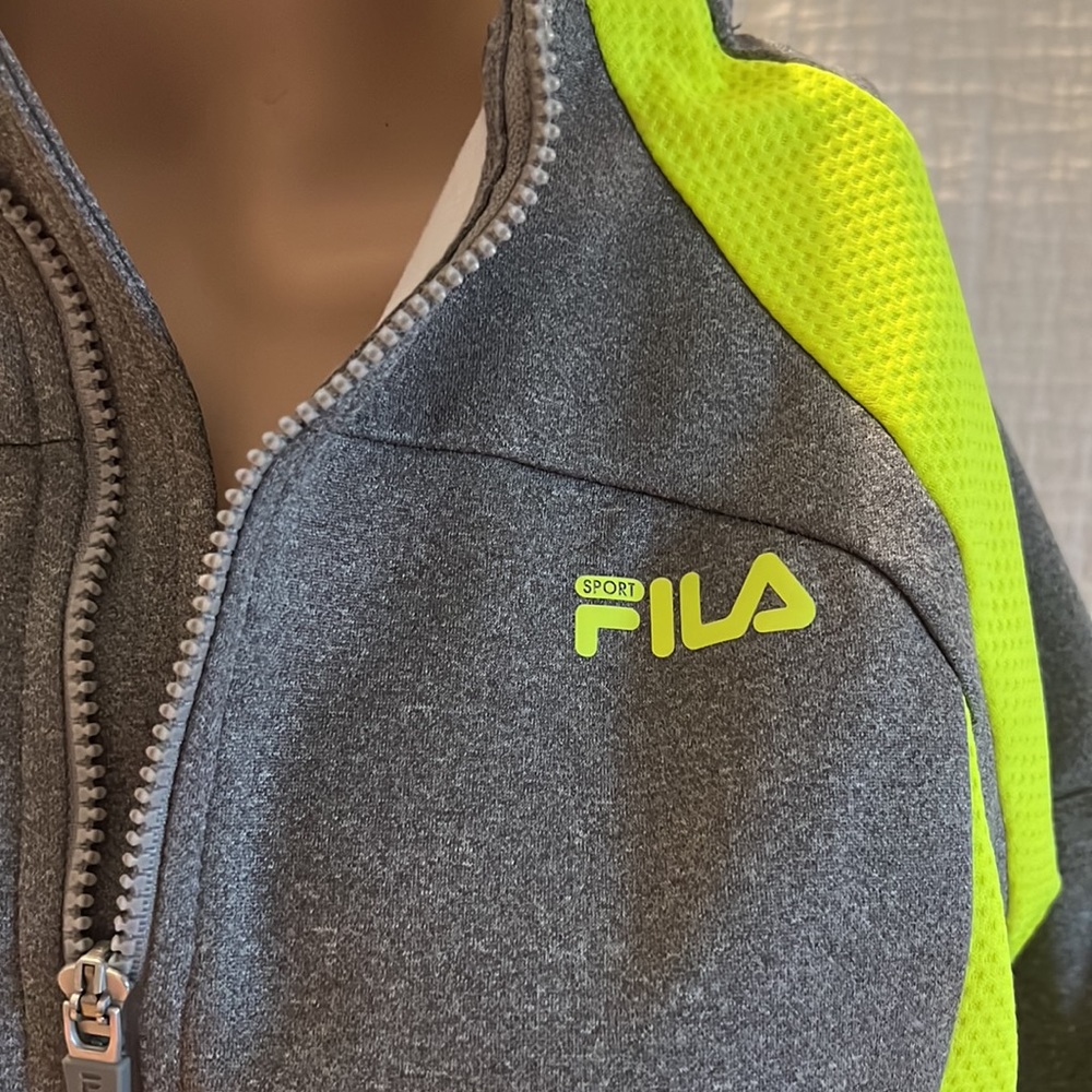 FILA Sport performance jacket. Size medium. Perfect condition! - Picture 2 of 4